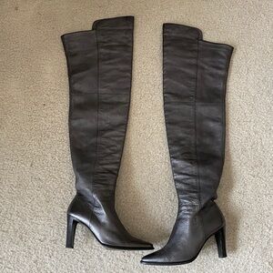 Baldinini metallic grey leather over the knee, 4” heels, size 36, used